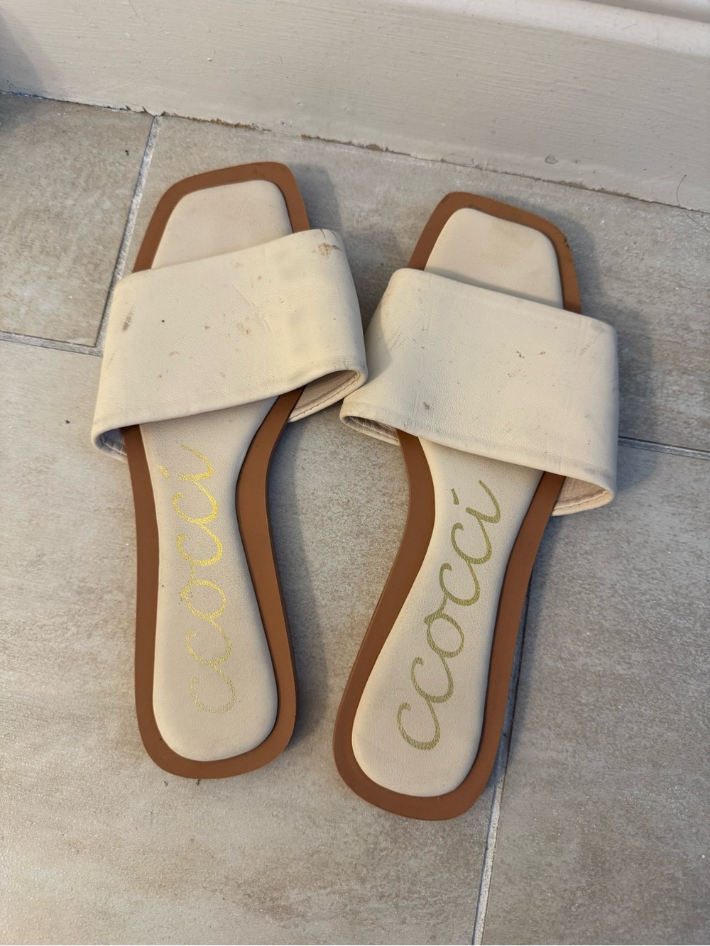 CCOCCI Cream Wide-Band Slide Sandals with Tan Trim